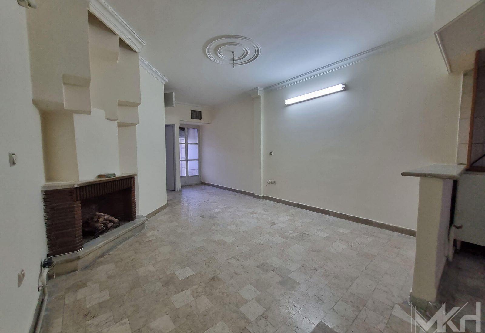 قبل بازسازی سالن زیبایی